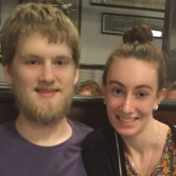 Profile Picture of Amalia Introna (@maligolly) on Poshmark