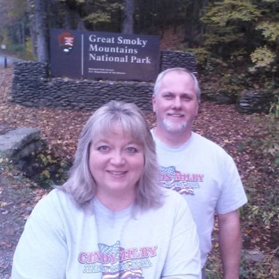 Profile Picture of Chris & Cindy Milby (@MilbysHilltop) on Twitter