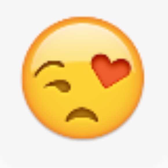 Profile Picture of Jenna Levy (@jenna_levy) on Poshmark