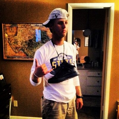 Profile Picture of Aaron McClellan (@aaron_mcclellan) on Twitter