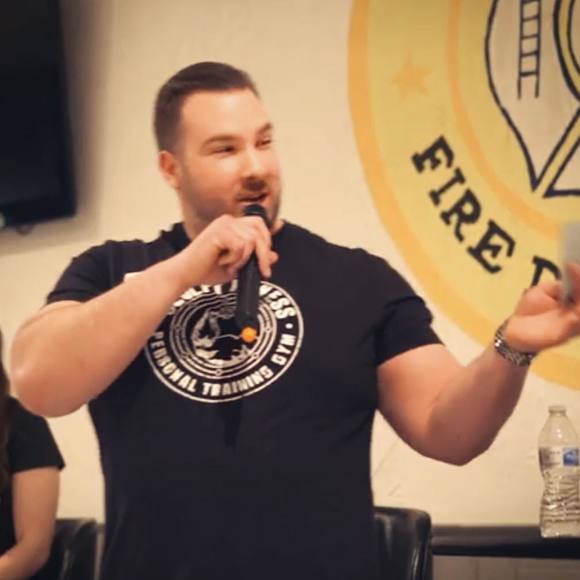 Profile Picture of Chad Maleski (@chad_maleski) on Poshmark