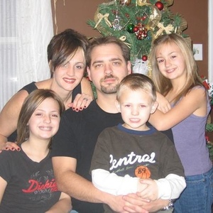 Profile Picture of Lora Mullins (@crawmammy) on Myspace