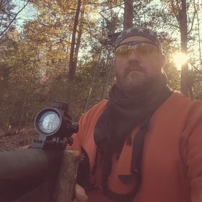 Profile Picture of Shoot_it_straight 338 (@ScottSemonco) on Twitter