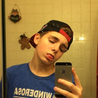 Profile Picture of jesse knowlton (@jesseknowlton7) on Twitter