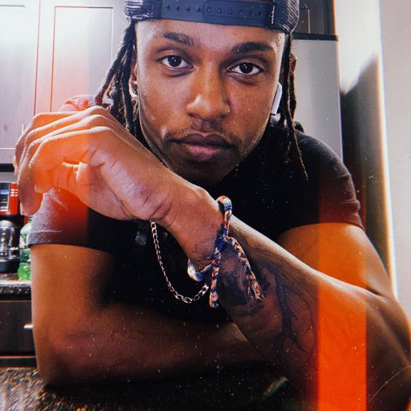 Profile Picture of Yosef Daniel (@yosefmoore) on Poshmark