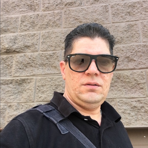 Profile Picture of Dariush Ashrafi (@dario73) on Poshmark