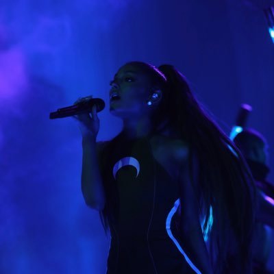 Profile Picture of Chris_Grande_butera (@Arianatorsgran3) on Twitter