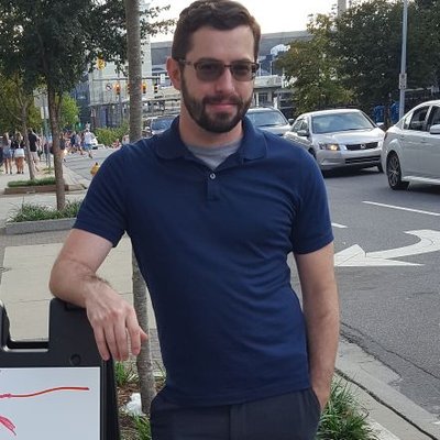 Profile Picture of Eric J. Smith (@EricSellsUptown) on Twitter