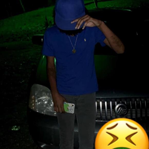 Profile Picture of Lazarius Mareno (@lazariusmareno) on Poshmark