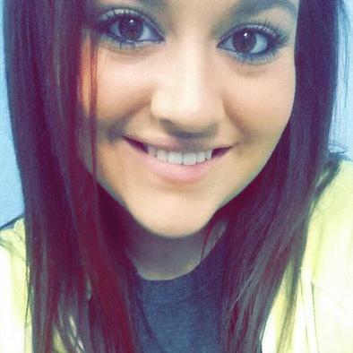 Profile Picture of Bobbie Page (@bobbiepage23) on Twitter