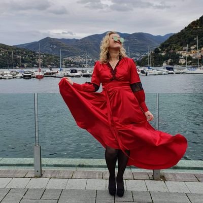 Profile Picture of Simona Gerasimova (@simoniite) on Twitter