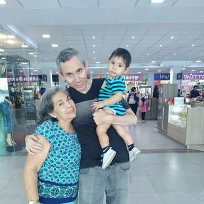 Profile Picture of Victor Vaca Franco (@VictorVacaF) on Twitter