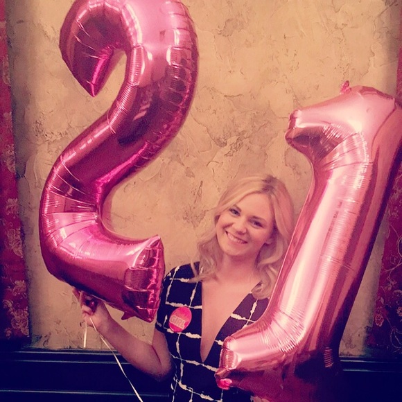 Profile Picture of Jenna Jacob (@jennajac) on Poshmark