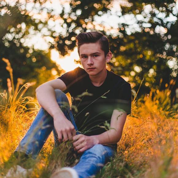 Profile Picture of Nicholas Eubank (@nickeubank) on Poshmark