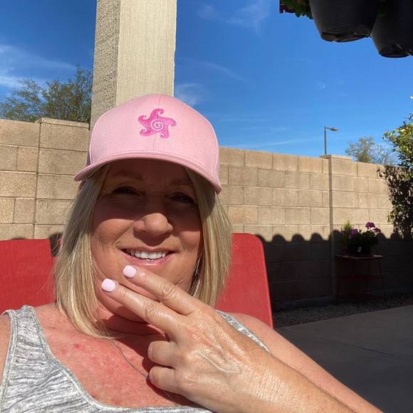 Profile Picture of Heidi Holder engelhardt (@heidibear1) on Poshmark