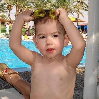 Profile Picture of Sharon Haimovitz (@sharonh72) on Twitter