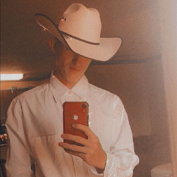 Profile Picture of Caleb Smith (@calebsmith2145) on Poshmark