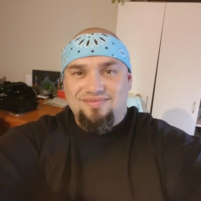 Profile Picture of Shadowyn (@shadowyn6) on Twitter