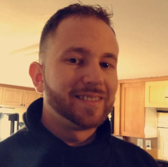 Profile Picture of Aaron Demoss (@aarondemoss1) on Poshmark