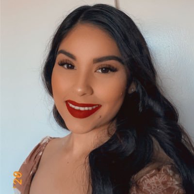 Profile Picture of Natalie Medina (@natalemedina471) on Twitter