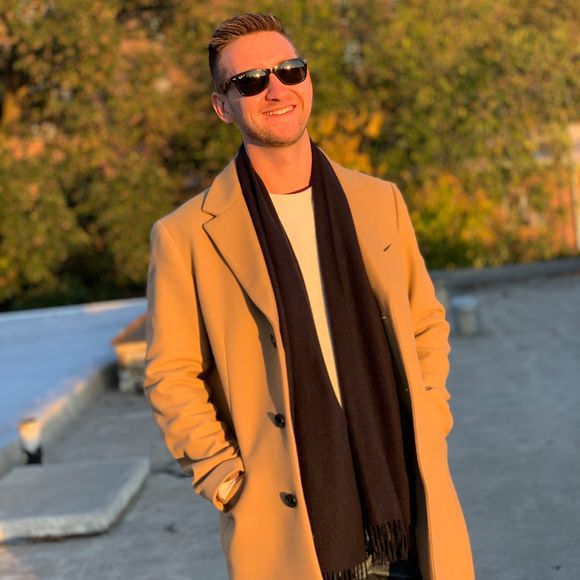 Profile Picture of Kyle Martin (@kmart921) on Poshmark