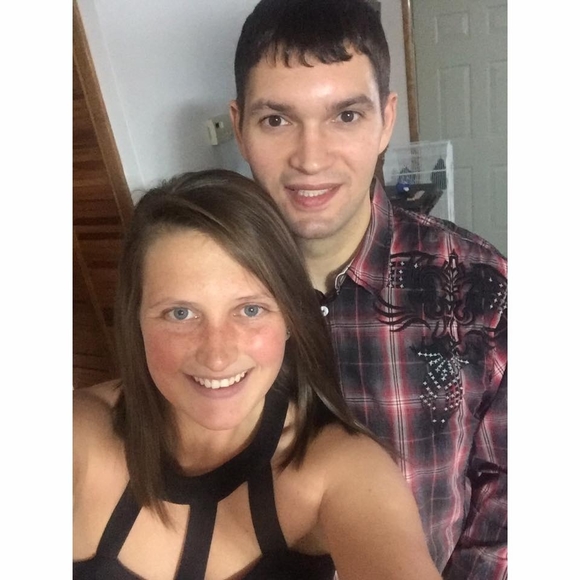 Profile Picture of Brittney Lowers (@bnlangel333) on Poshmark