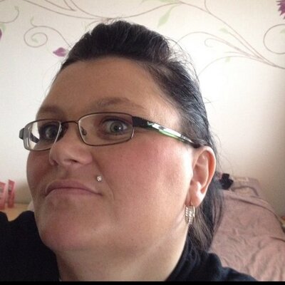Profile Picture of Michelle Lofthouse (@chelly68x) on Twitter