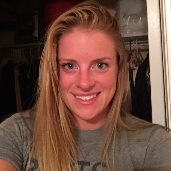 Profile Picture of Audrey Desandro (@audreydesandro) on Poshmark