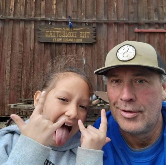 Profile Picture of Robert Wiley (@rwiley131961) on Poshmark