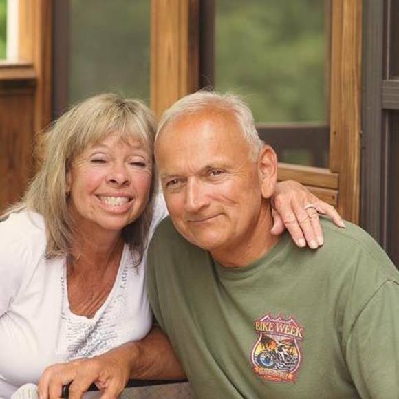 Profile Picture of Richard Lee (@richleealso) on Poshmark