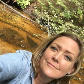 Profile Picture of Holly Henderson (@hollydaze) on Pinterest