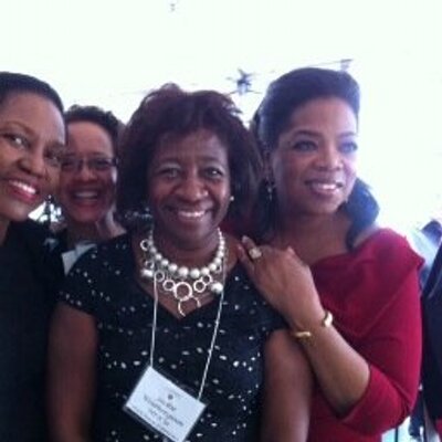 Profile Picture of Jacquelyne Weathersp (@JacHumphrey) on Twitter