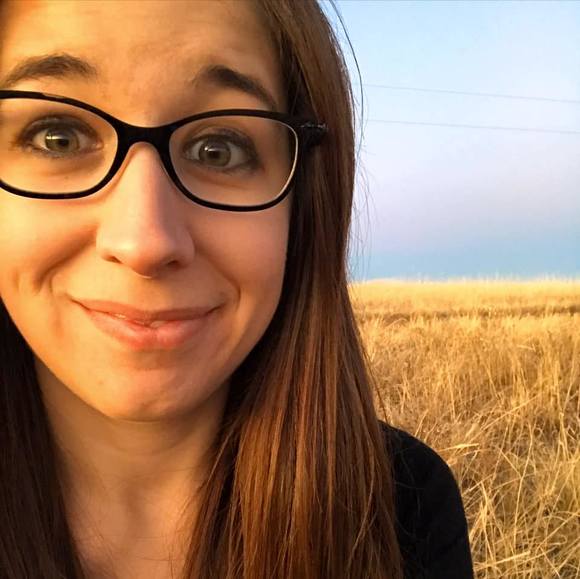 Profile Picture of Heather Hinds (@heathermarie733) on Poshmark