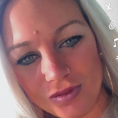 Profile Picture of Shawna Hale (@ShawnaHale20) on Twitter
