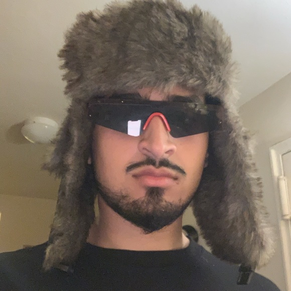 Profile Picture of Saif Chaudhry (@akaris_z) on Poshmark