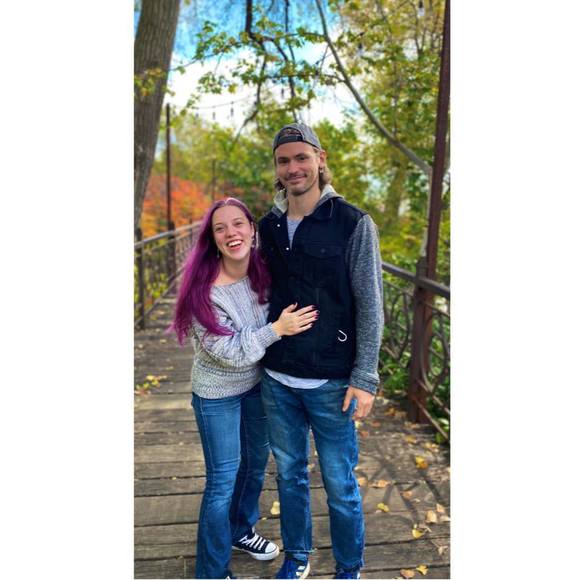 Profile Picture of Kelsey Thorell (@kthor96) on Poshmark