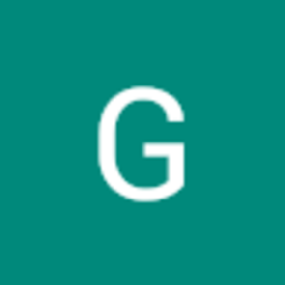Profile Picture of Gabriela Krawiec (@gabrielakrawiec) on Poshmark