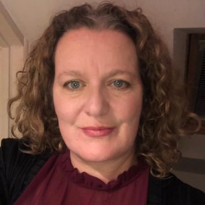 Profile Picture of Laura Bloomfield (@Bloomelle) on Twitter