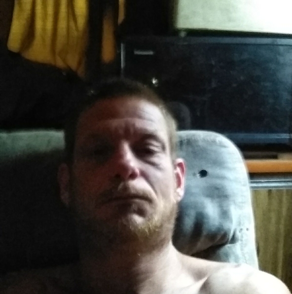 Profile Picture of Ben Kemper (@ben_kemper) on Poshmark