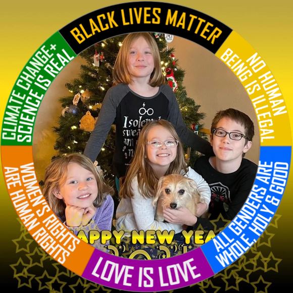 Profile Picture of Linda Manaugh (@okcgemini) on Poshmark