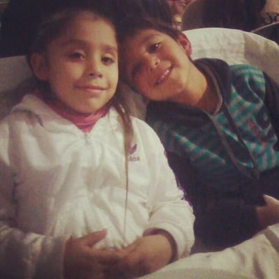 Profile Picture of Pame :) (@PamBroker_Chile) on Twitter