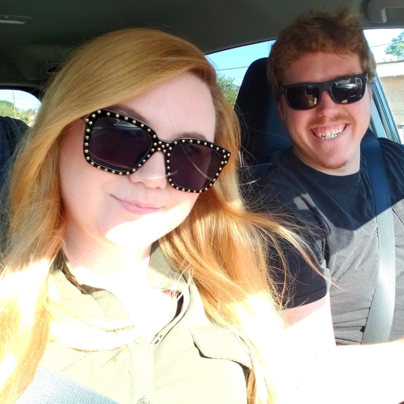 Profile Picture of Alexandria Hannah (@alexandriaha671) on Poshmark