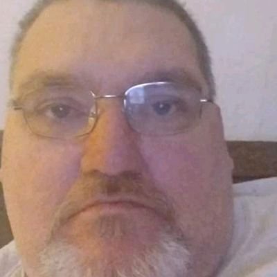 Profile Picture of Robert Hinkle (@RobertH41161055) on Twitter