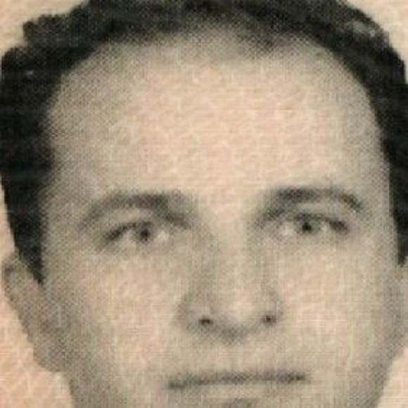 Profile Picture of Joseph Moussakhan (@jmoussakhan) on Poshmark