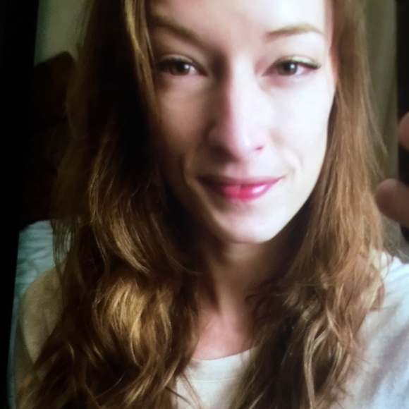 Profile Picture of Mel Crouterfield (@fun2bhyper) on Poshmark