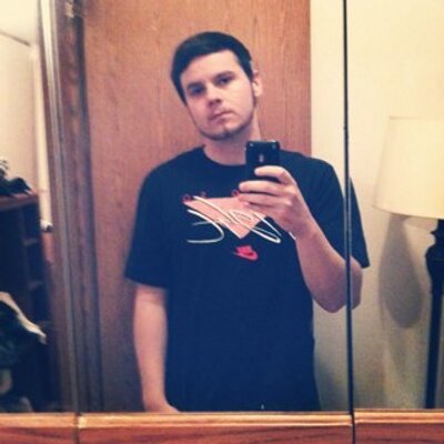 Profile Picture of Travis Pemberton (@i_be_purlin) on Twitter