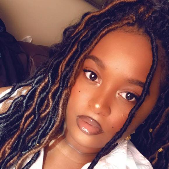 Profile Picture of Nycholette Hickenbottom (@nicthebug) on Poshmark