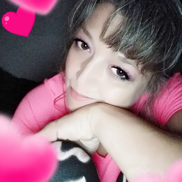 Profile Picture of Vanessa Riddle (@nessalillianc) on Poshmark