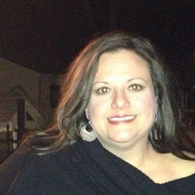 Profile Picture of Karen Boren (@kaybie600) on Twitter