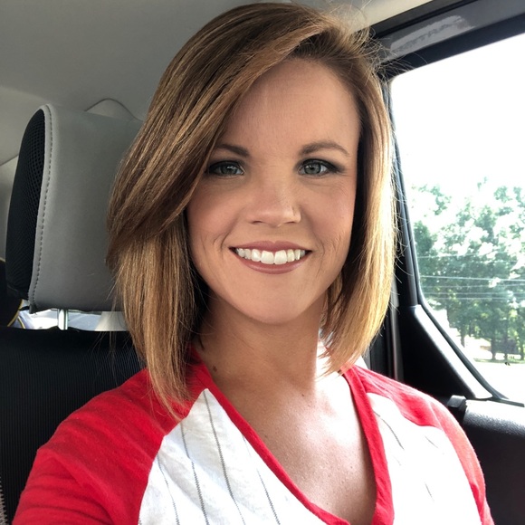 Profile Picture of Jessica Parsons (@jrbug87) on Poshmark